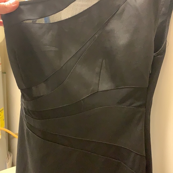 Forever21 patterned one sleeve dress - Picture 4 of 5